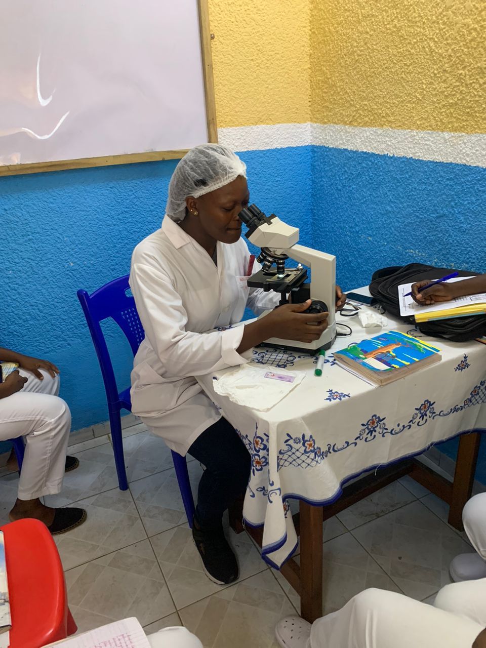 student in class1 centre de formation au cameroun